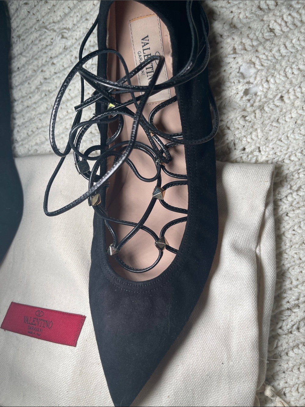 Valentino Black Lace-Up Pointed-Toe Flats with Strappy Detail - Picture 3 of 16